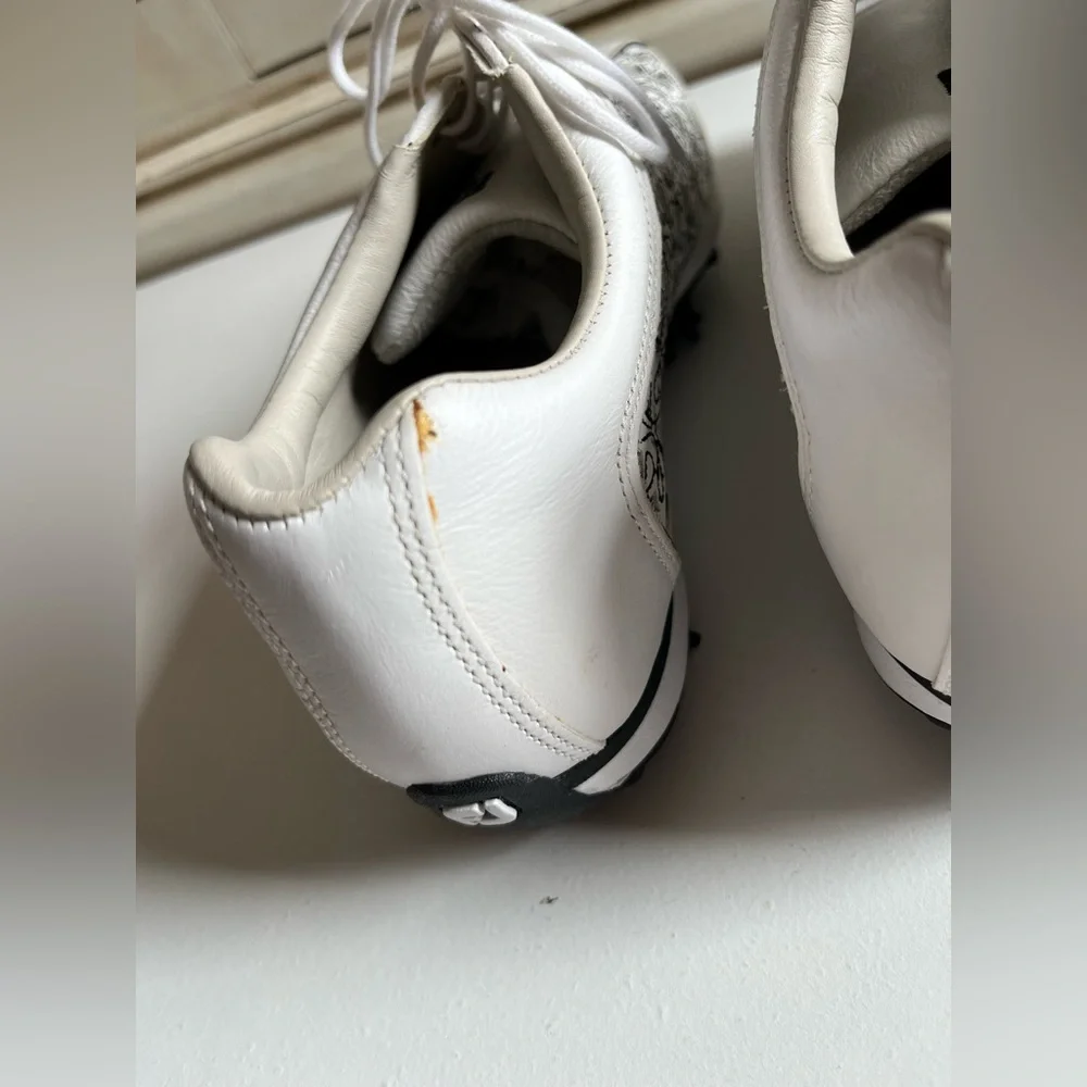 Women’s FootJoy LoPro Golf Shoes White Black Leather Daisy Floral 97060 8.5